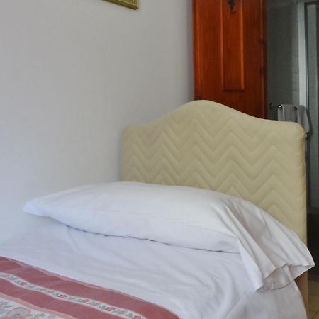 Hotel Piccolo Mondo Бормио Стая снимка