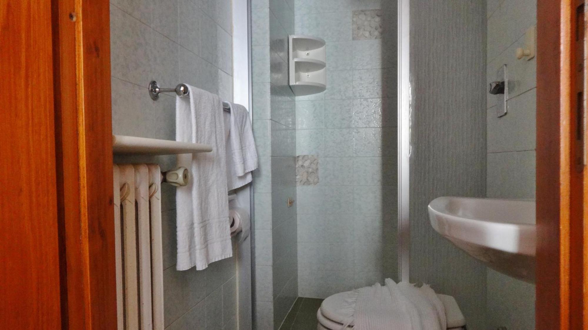 Hotel Piccolo Mondo Бормио Стая снимка