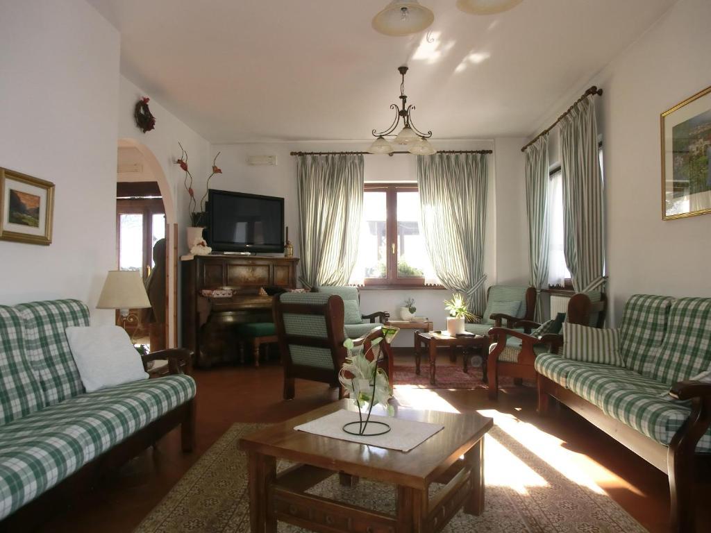 Hotel Piccolo Mondo Бормио Екстериор снимка